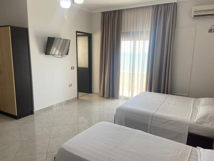 Hotel Tirona Δυρράχιο Εξωτερικό φωτογραφία