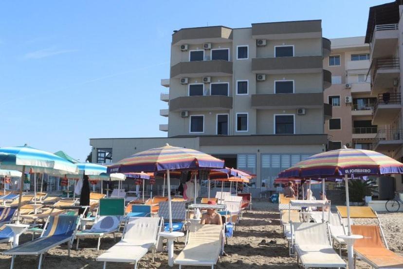 Hotel Tirona Δυρράχιο Εξωτερικό φωτογραφία