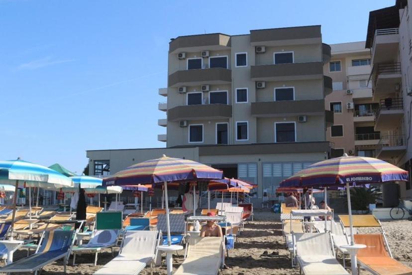 Hotel Tirona Δυρράχιο Εξωτερικό φωτογραφία