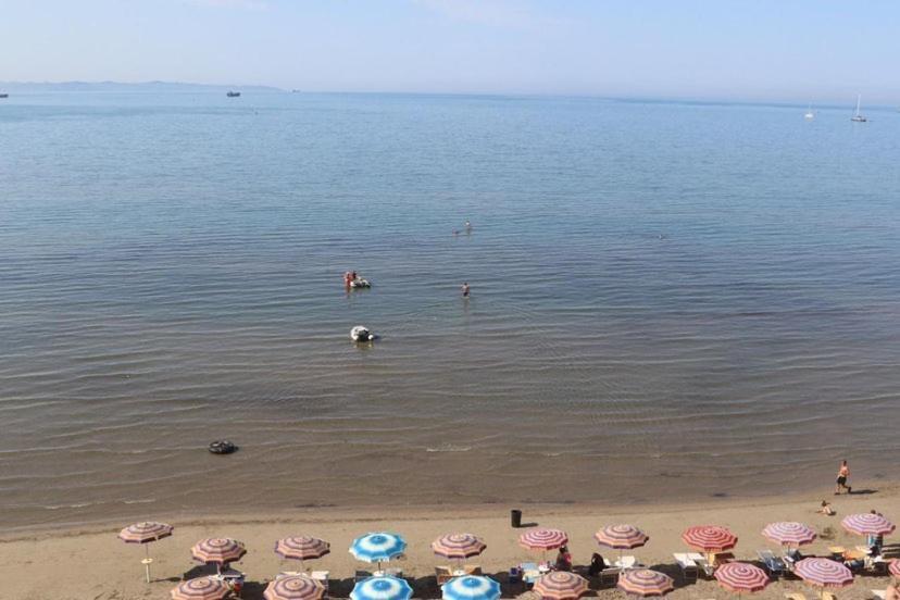 Hotel Tirona Δυρράχιο Εξωτερικό φωτογραφία