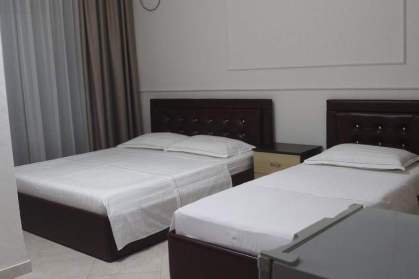 Hotel Tirona Δυρράχιο Εξωτερικό φωτογραφία