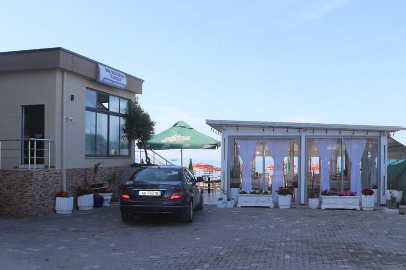 Hotel Tirona Δυρράχιο Εξωτερικό φωτογραφία